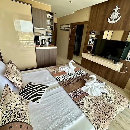 Sea View Private Paradiso B 508 Apart Otel *